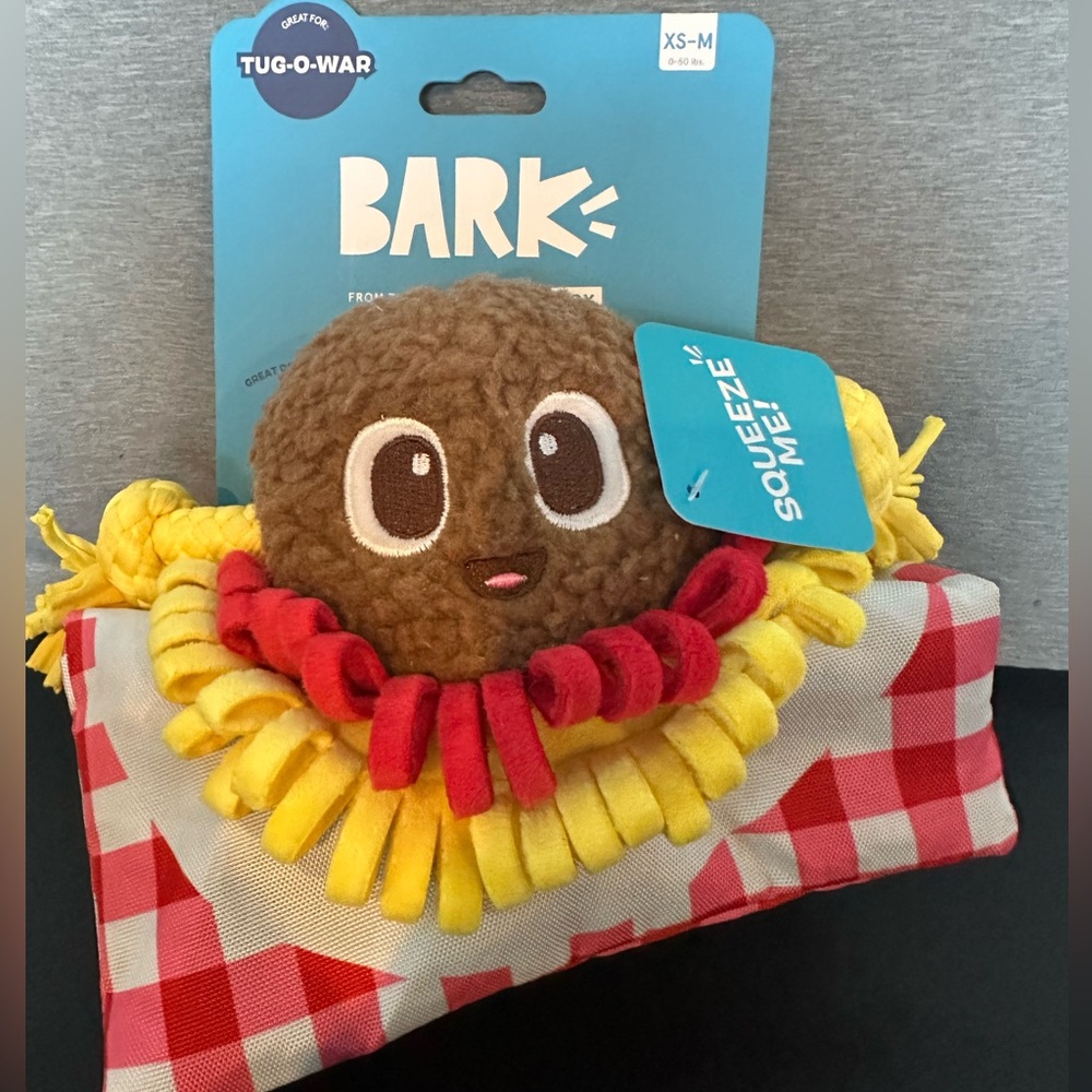 NWT Bark Box Spaghetti & Muttballs Tug-o-War Dog Toy Size XS-M Medium Squeaky